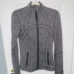 Women’s Lululemon Zip up sweater